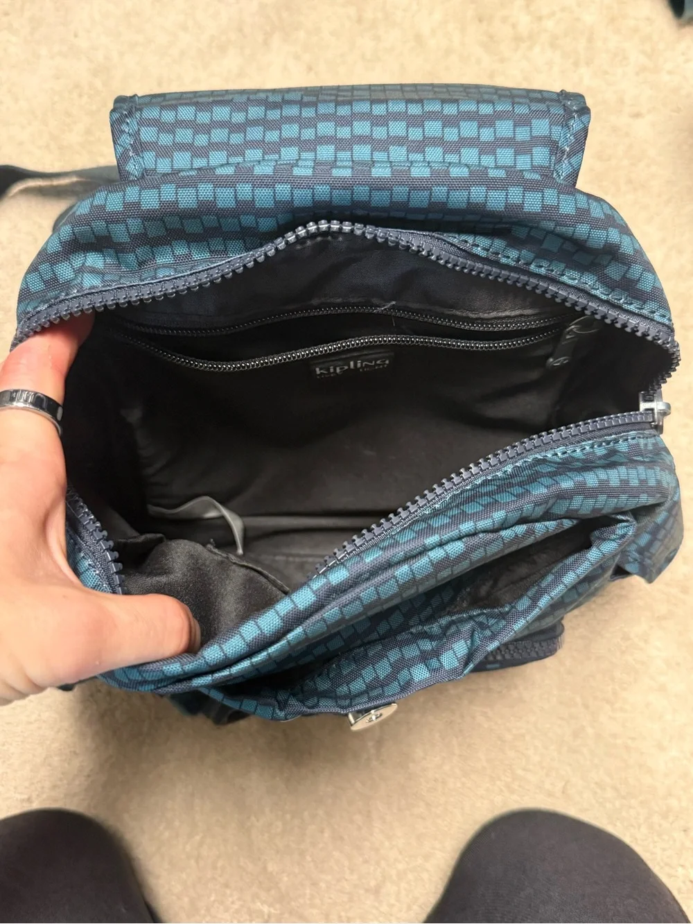 Kipling super durable